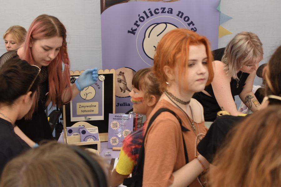 Parada równości. Studio tatuażu z Dąbrowy Górniczej